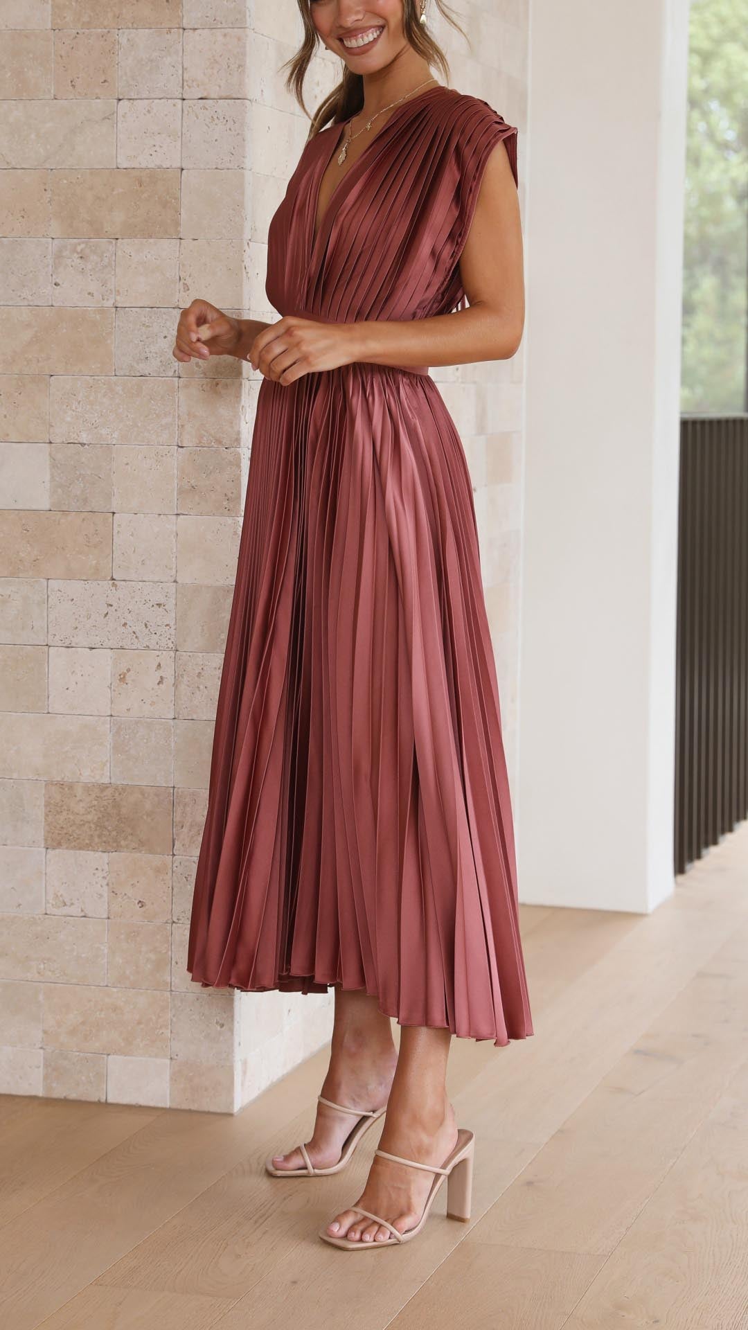 Halina - Lekka i Elegancka Sukienka