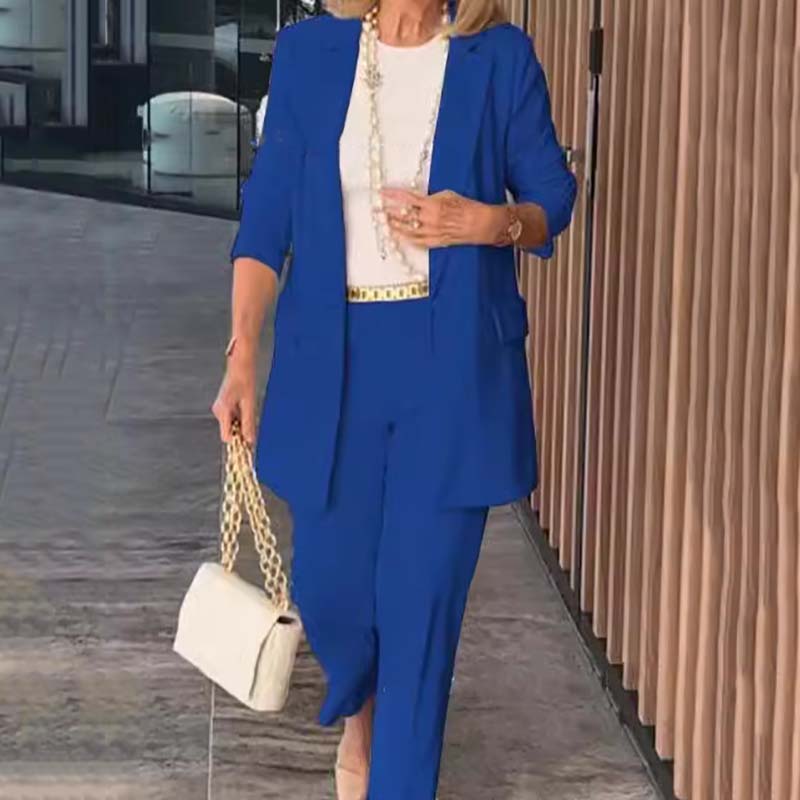 Maarit - Elegancki damski zestaw składający się z marynarki i spodni